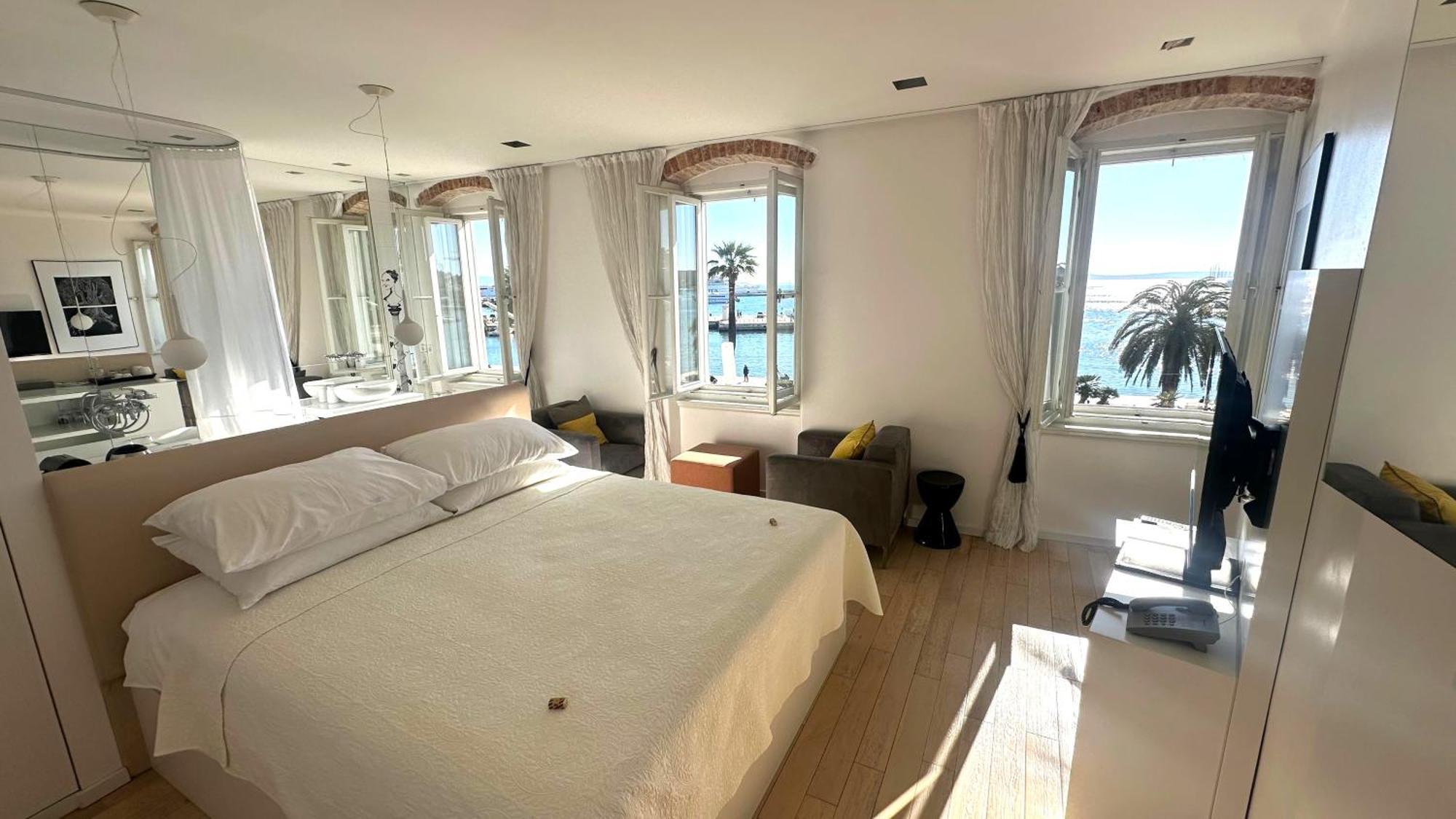 Riva Luxury Suites Split Exterior foto